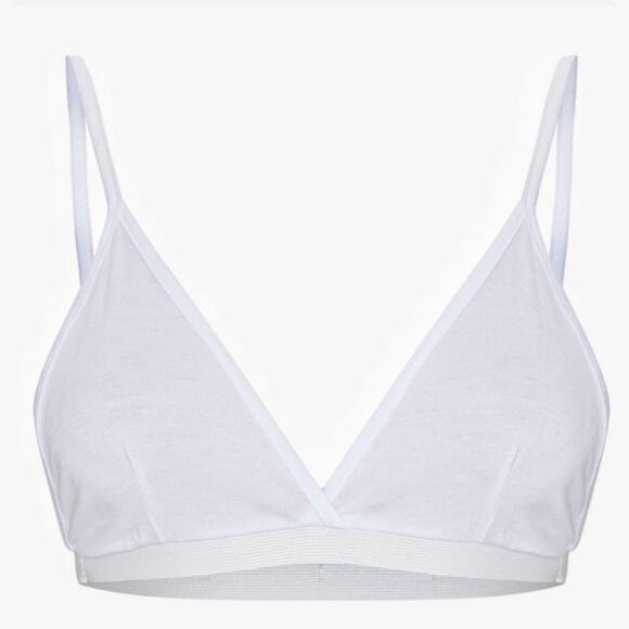 PRETTY LITTLE THING White Lingerie Bra Set Bralet Thong Panty Sz 6 Simple Clean - Picture 1 of 7